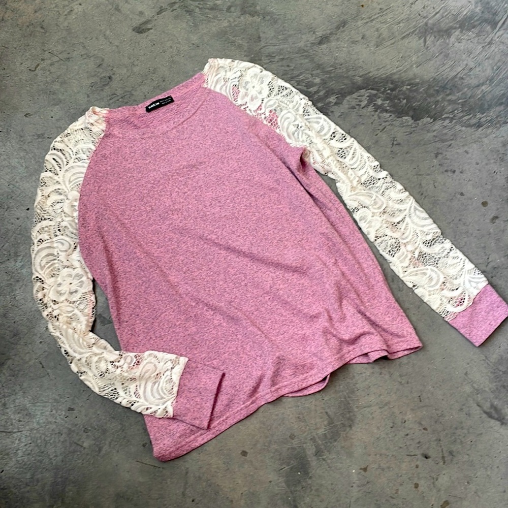 SHEIN lace sleeved shirt